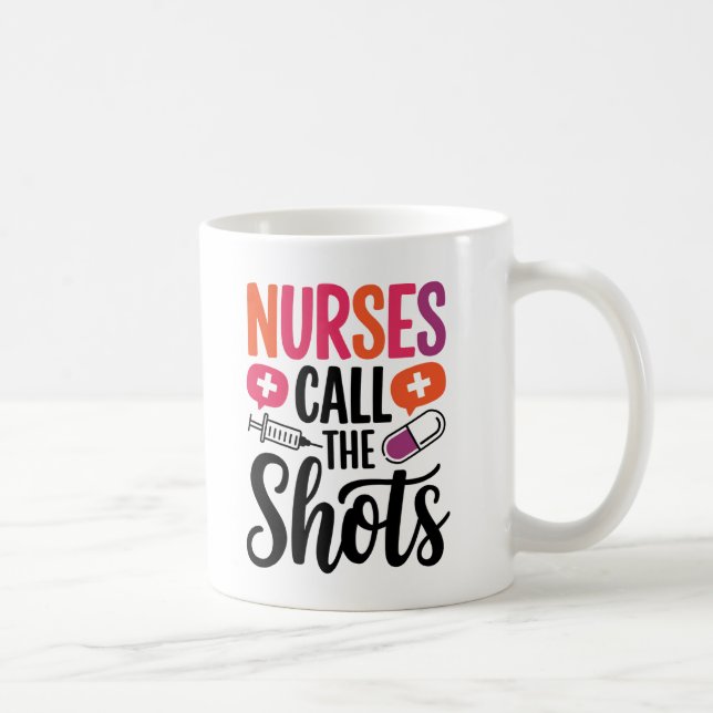 Caneca De Café "Enfermeiras chamam os tiros (Direita)