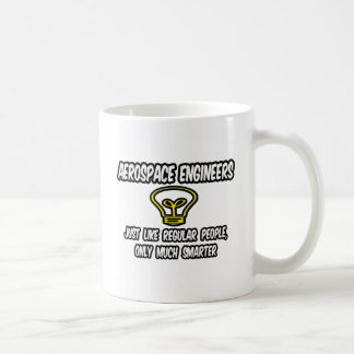 Caneca De Café Engenheiros aeroespaciais. Pessoas regulares, apen
