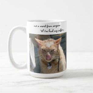 Caneca de café engraçada do gato mal-humorado