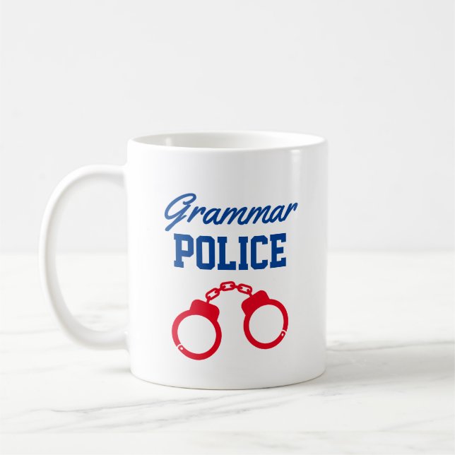 Caneca de café engraçada polícia da gramática para (Esquerda)