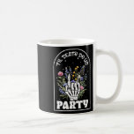 Caneca De Café Engraçado Morte De Til Nos Faz Festa de solteira B<br><div class="desc">Engraçado Morte De Til Nos Faz Festa de solteira Esquadrão De Bridesmaid</div>