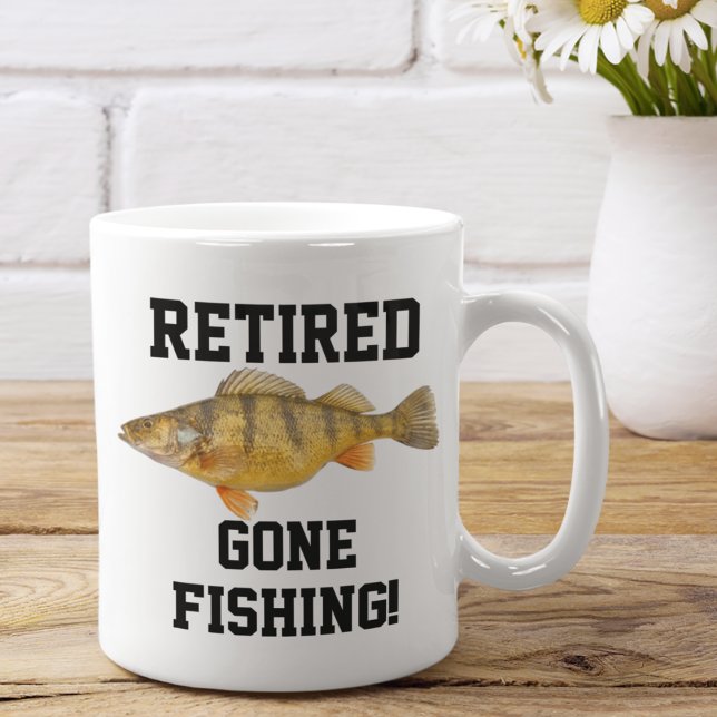 Caneca De Café Engraçado, Reformado, Desceu Pescar Peruca E Pesca (A great coffee mug for the perch angler in your life.)