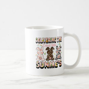 Caneca De Café Entregando Os Coelhinhos Mais Fofos Trabalho De Pa