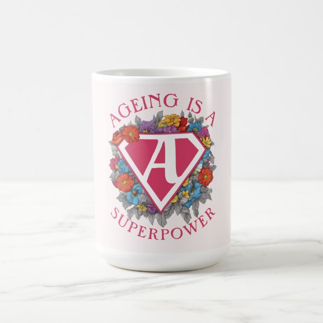 Caneca De Café Envelhecer é um aniversário superpoderoso (Centro)