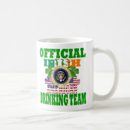 Caneca De Café Equipe de bebendo irlandesa americana oficial