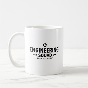 Caneca De Café Equipe de Engenharia Constrói Corrige Repete
