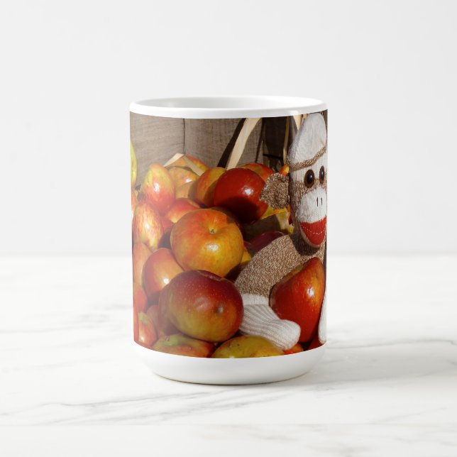 Caneca De Café Ernie que o macaco Apple da peúga agride (Centro)