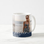 Caneca De Café Escrito simples de na moda elegante do 16.º aniver<br><div class="desc">Simples na moda de 16 anos de idade,  simples script elegante e convite de 16 anos geométrico. Padrão geométrico moderno do dorso. Parte de uma coleção. A cor pode ser alterada.</div>