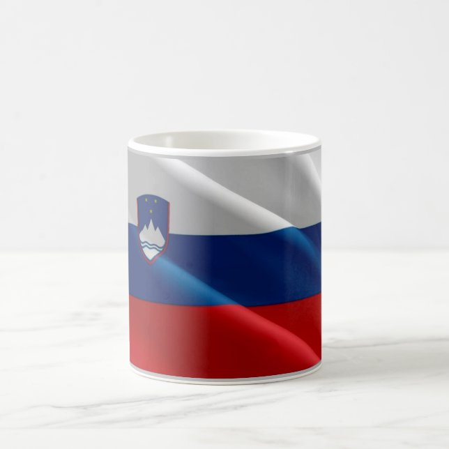 Caneca De Café Eslovênia - Bandeira Agitando Eslovena - (Centro)