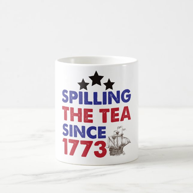 Caneca De Café Esmagando o chá desde 1773 Patriótico 4 de julho (Centro)