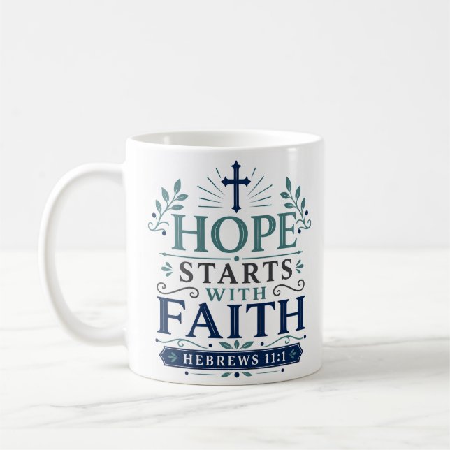 Caneca De Café Esperança Começa Com Citação Bíblica De Fé Encoraj (Esquerda)
