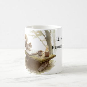 Caneca De Café Esquilo Lendo Um Livro