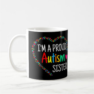 Caneca De Café Esse coração colorido do autismo feito com peda