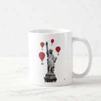 Estátua da Liberdade e Balões de Ar Quente Vermelh