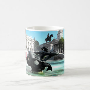 Caneca De Café Estátua e fonte na Praça de Tralgar