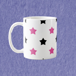 Caneca De Café Estrelas Cor-de-rosa e padrão preto Fundo branco