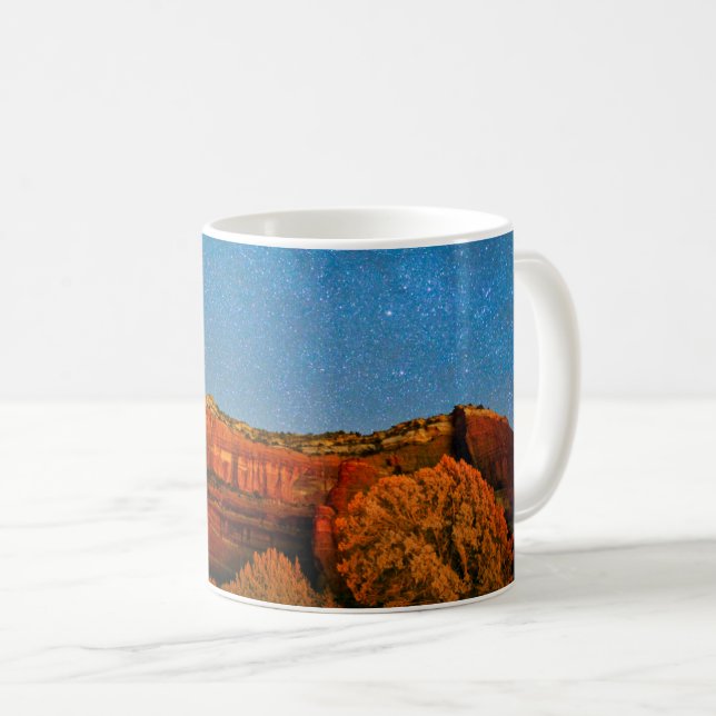 Caneca De Café Estrelas e Rock Vermelho (Frente Esquerda)
