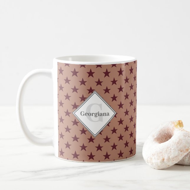 Caneca De Café Estrelas Geométricas de Cabernet Monogramas em Cor (Com Donut)