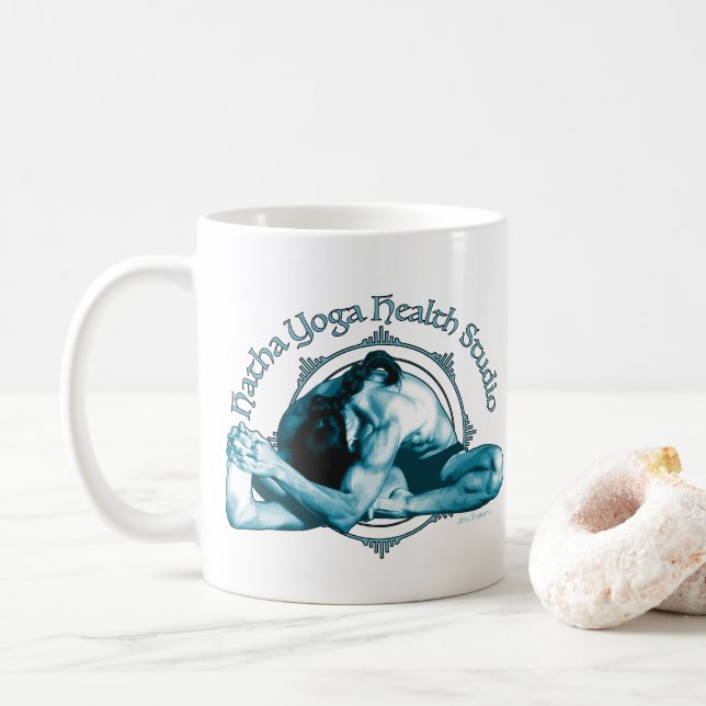 Caneca De Café Estúdio de Saúde de Hatha Yoga (Com Donut)