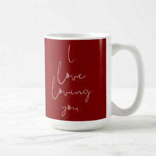 Caneca De Café "Eu amo amar você" Manuscrito Branco no Vermelho