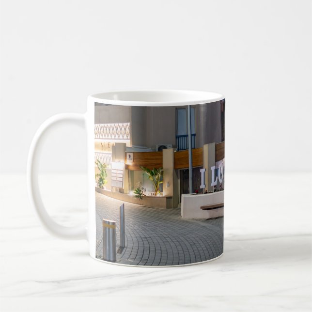 Caneca De Café Eu amo o sinal de Pafos à noite (Esquerda)