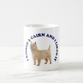 Caneca De Café Eu beijei um Terrier Cairn