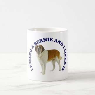 Caneca De Café Eu beijei uma Rua Bernard