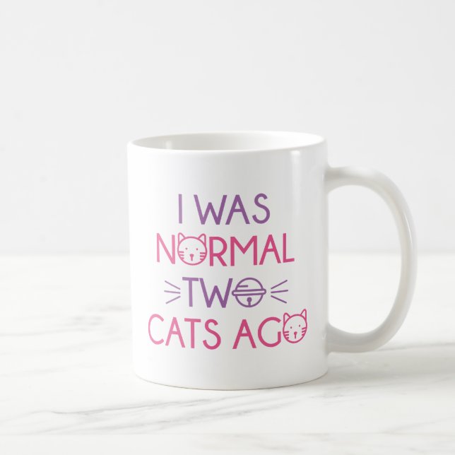 Caneca De Café Eu Era Normal Há Dois Gatos (Direita)