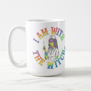 Caneca De Café Eu Estou Com A Bruxa Gráfica Retro Médica Enfermei