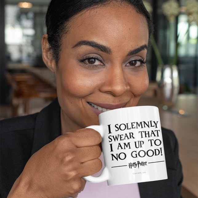 CANECA DE CAFÉ EU JURO SOLENEMENTE QUE NÃO ESTOU TRAMANDO NADA DE (Criador carregado)