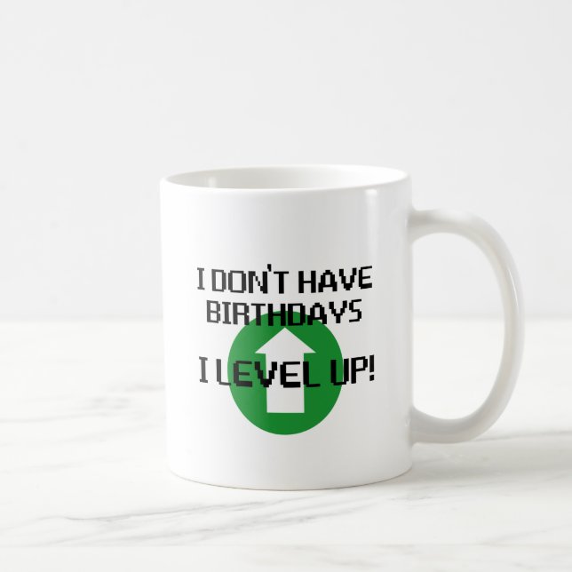 Caneca De Café Eu não tenho aniversários… (Direita)