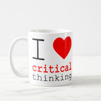 Caneca De Café Eu ❤️ Pensamento Crítico v2