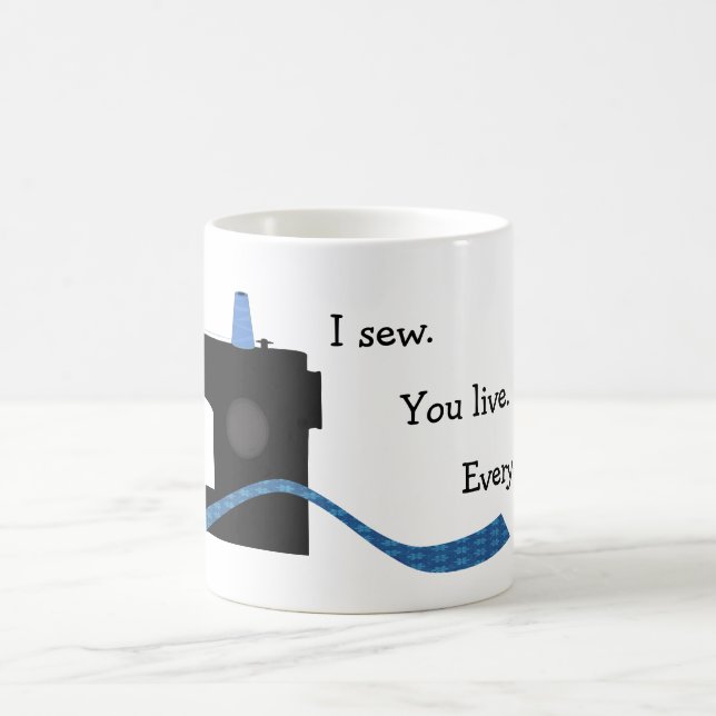 Caneca De Café Eu Sew o vivo design Sewing engraçado (Centro)