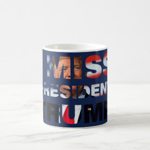 Caneca De Café Eu sinto falta do presidente Trump