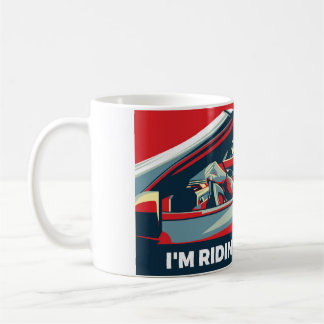 CANECA DE CAFÉ EU SOU RIDIN COM O BIDEN