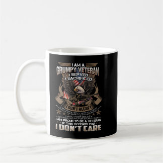 Caneca De Café Eu Sou Um Velho Velho Engraçado Que Servi Eu Sacri