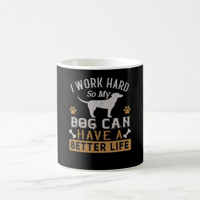 Caneca De Café Eu trabalho Duro para o meu cão (Centro)