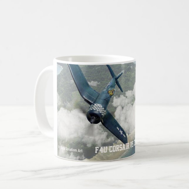 Caneca De Café F4U Corsair (Frente Esquerda)