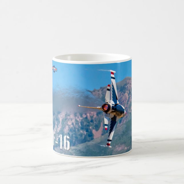 CANECA DE CAFÉ F-16C FALCÃO DE COMBATE (Centro)