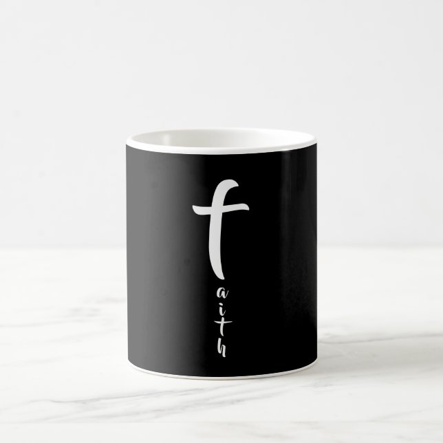 Caneca De Café Faith Cross Black and White Typografia Simples (Centro)