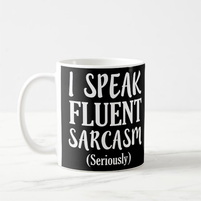 Caneca De Café Falo "Fluent Sarcasm" com uma camisa engraçada (Esquerda)