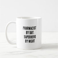 Farmacêutico por dia, super-herói à noite