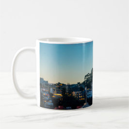 Caneca De Café Farol Sobre a Baía