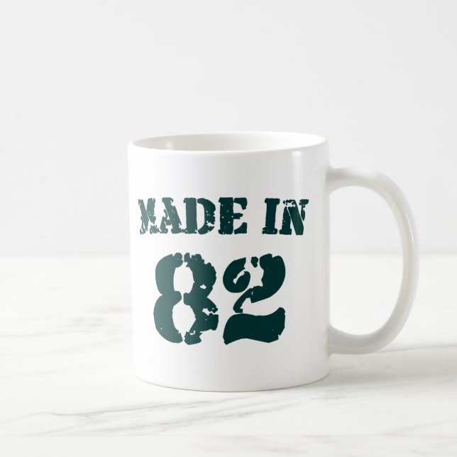Caneca De Café Feito Em 1982 (Direita)