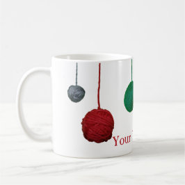 Caneca De Café Feriado do Yarn Ball Crafty / seu texto