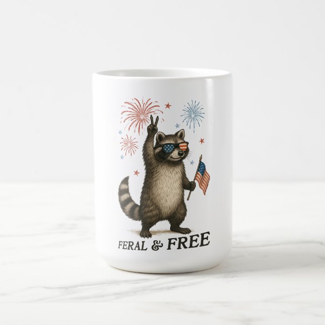 Caneca De Café Férrimo Mas Livre Fogos De Artifício Feral Raccoon (Centro)