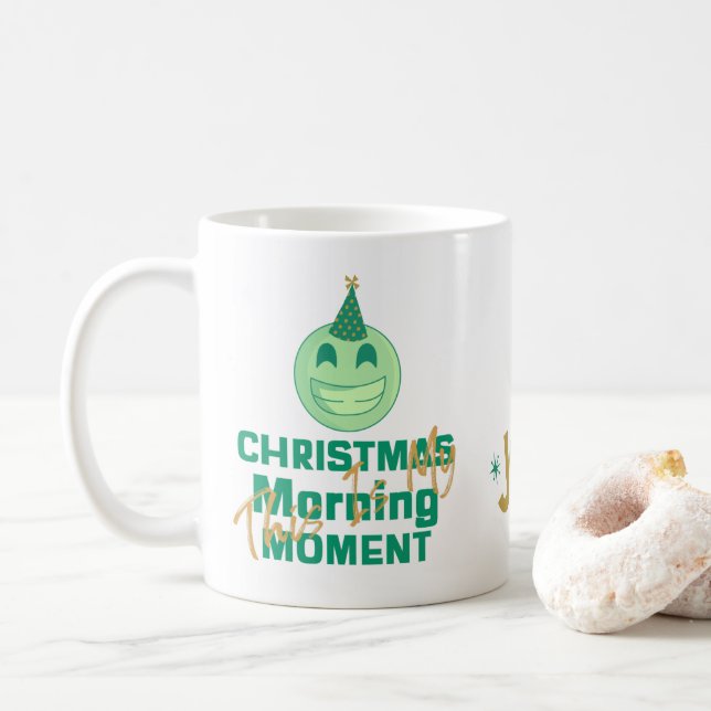 Caneca De Café Festivo Emoji Bliss" 🎉 da Manhã de Natal (Com Donut)