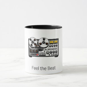 Caneca de Café Fita de Áudio Retro Feel the Beat