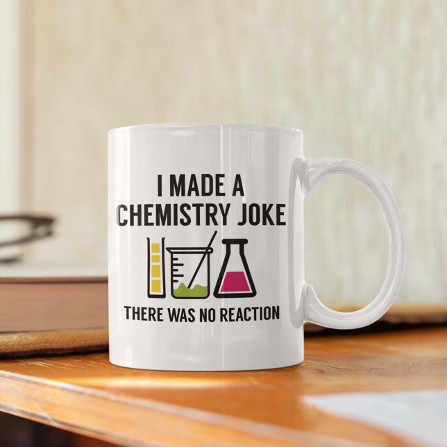 Caneca De Café Fiz Uma Piada De Química (Criador carregado)