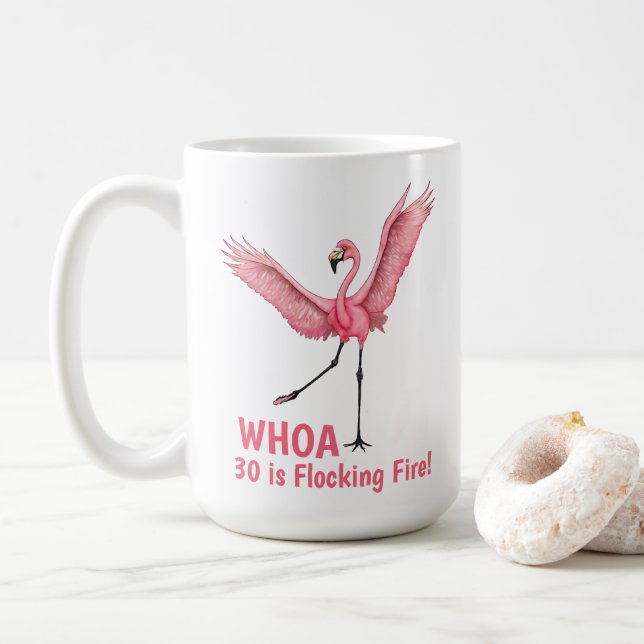 Caneca De Café Flamingo de Fogo aos Flocos no 30º Aniversário (Com Donut)